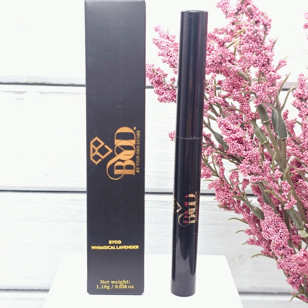 BYOD BE YOUR OWN DESIRE Whimsical Lavender Eyeshadow Wand